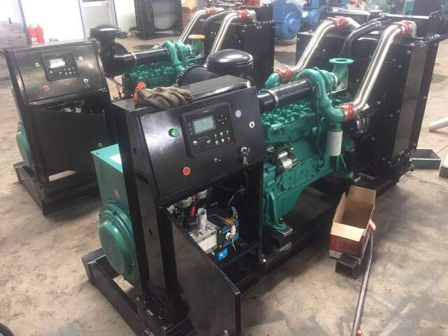 150KW Dongfeng Cummins diesel generator set