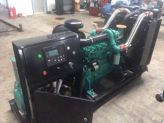 150KW Dongfeng Cummins diesel generator set