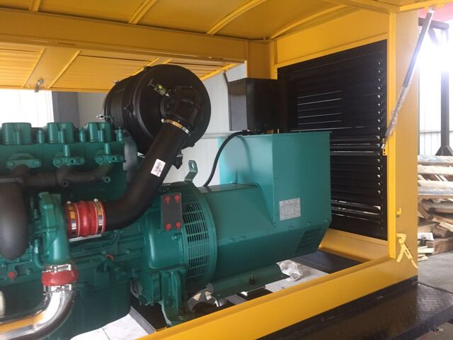 200KW Weichai Mobile Trailer Diesel Generator Set