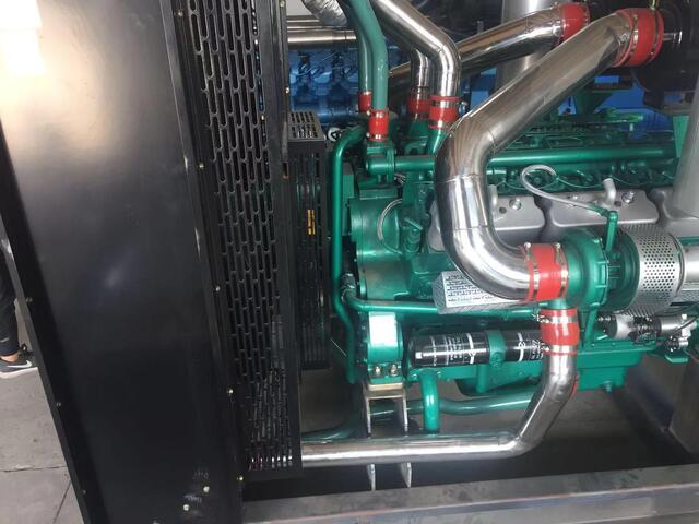 800KW Shanghai Qianneng diesel generator set
