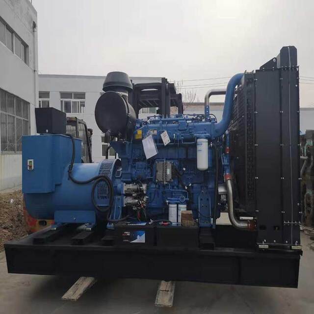 Guangxi Yuchai 600KW diesel generator set National III emission