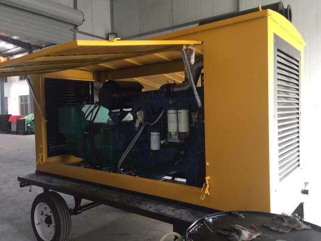 250KW Guangxi Yuchai mobile trailer diesel generator set